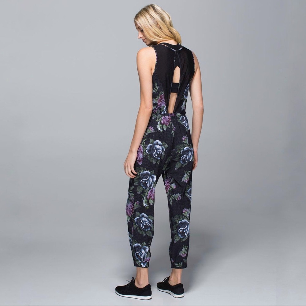 Lululemon | Party Onesie Garden Party Smooth Silver Multi‎